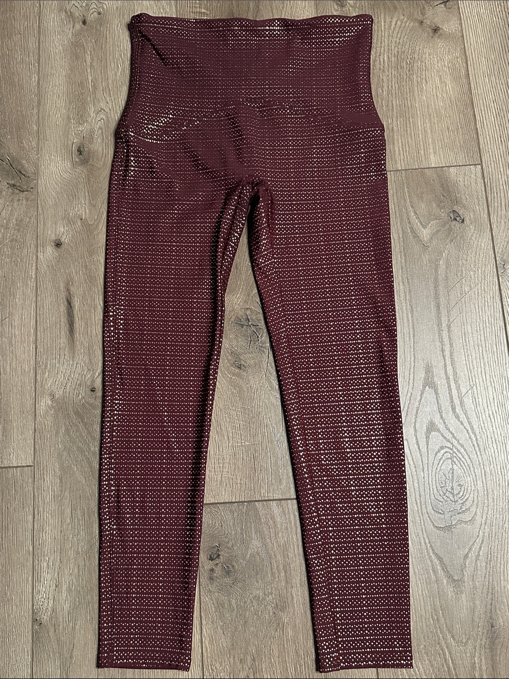 Spanx Booty Boost Contoured High Rise 7/8 Leggings Metallic Dot‎ Burgundy Gold M
